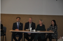 Dwoje mezczyzn i dwie kobiety